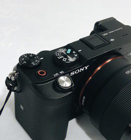 索尼A7系列的套头镜头品质如何？（透析索尼A7系列套头镜头的优势与劣势）